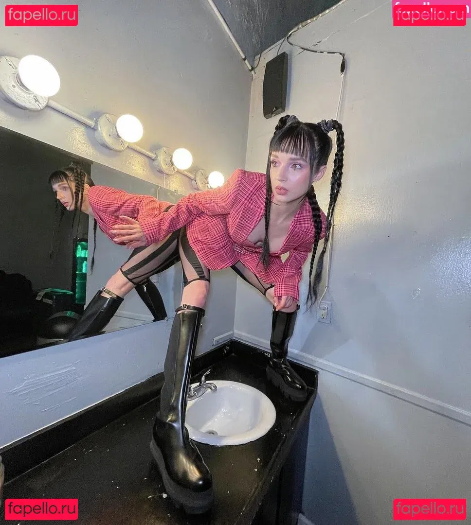 Poppy Onlyfans Photo Gallery 