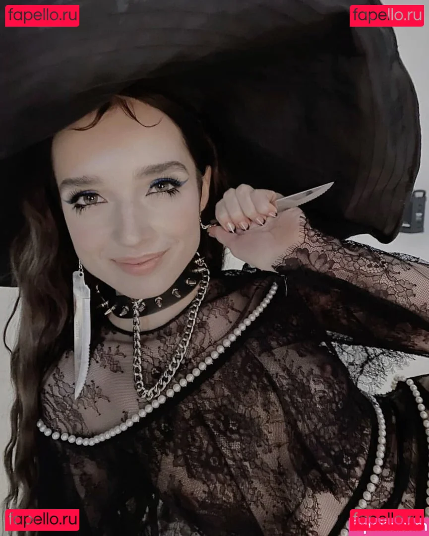 Poppy Onlyfans Photo Gallery 