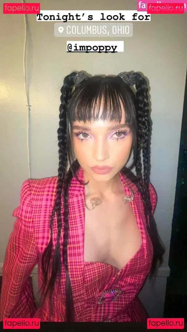 Poppy Onlyfans Photo Gallery 