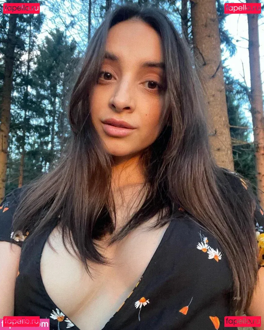 Olivia Linz Onlyfans Photo Gallery 