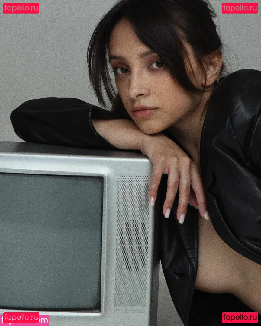 Olivia Linz Onlyfans Photo Gallery 