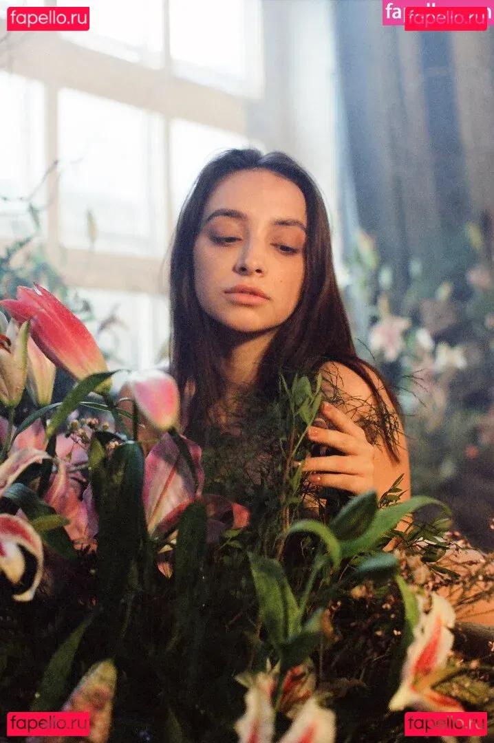 Olivia Linz Onlyfans Photo Gallery 