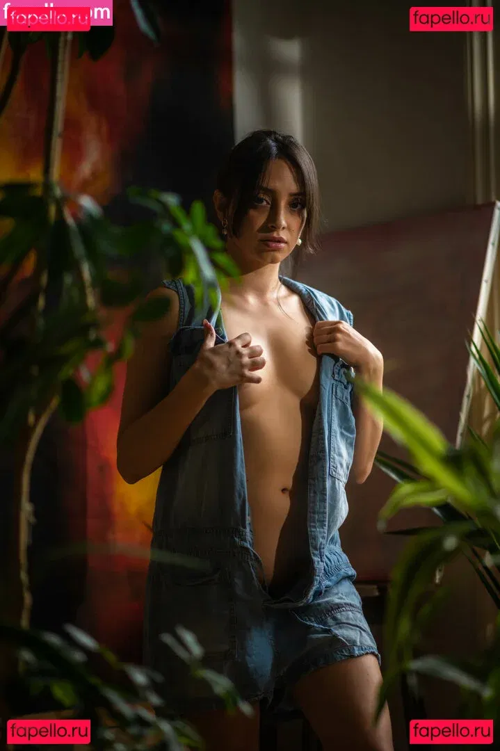 Olivia Linz Onlyfans Photo Gallery 