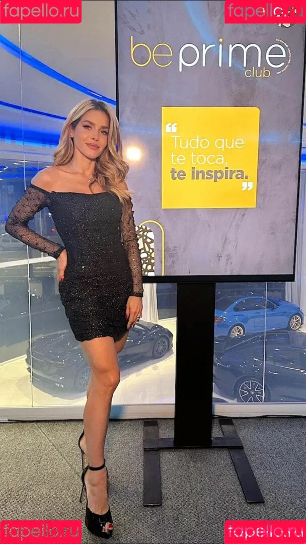 Monique Alfradique Onlyfans Photo Gallery 