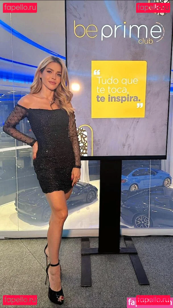 Monique Alfradique Onlyfans Photo Gallery 