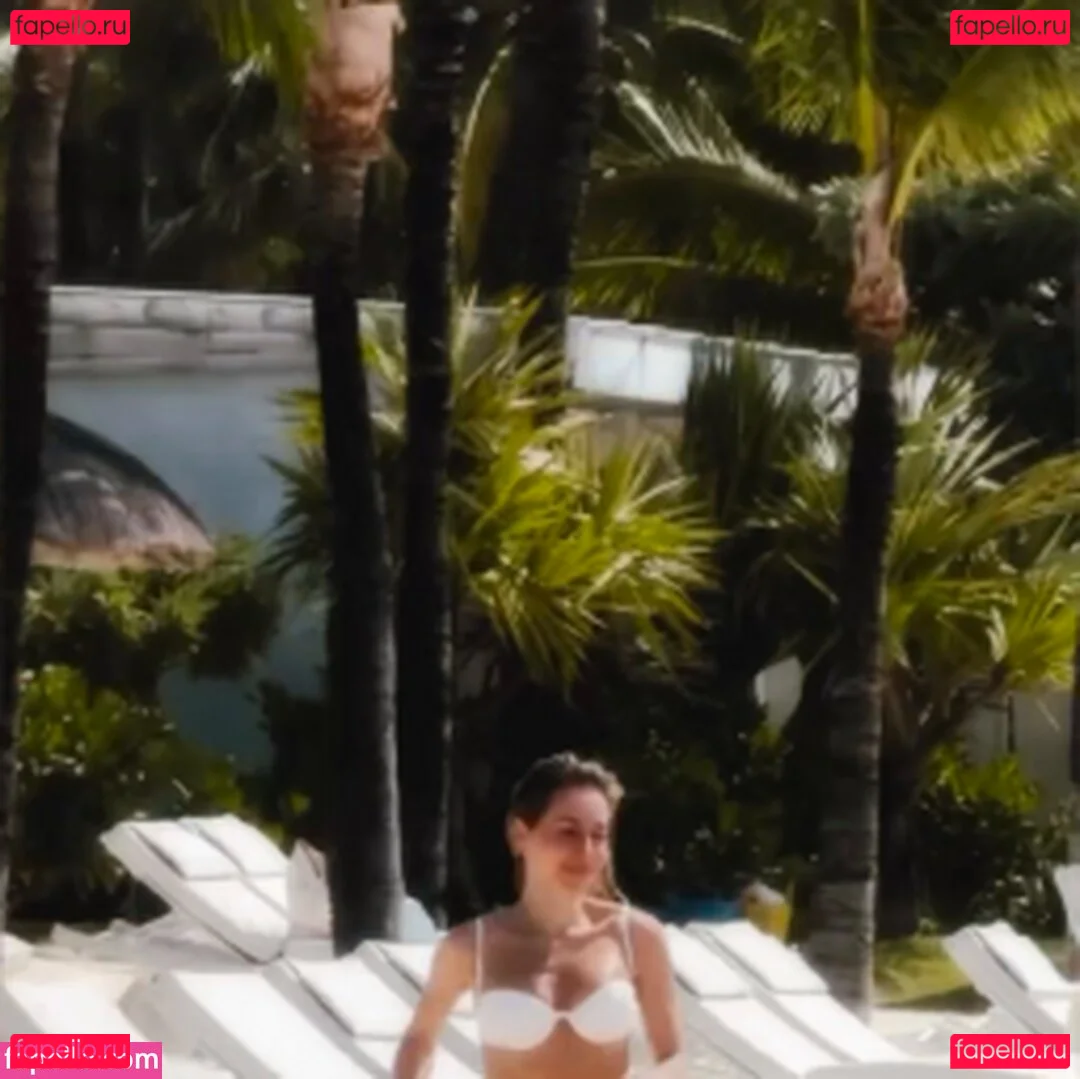 Monique Alfradique Onlyfans Photo Gallery 