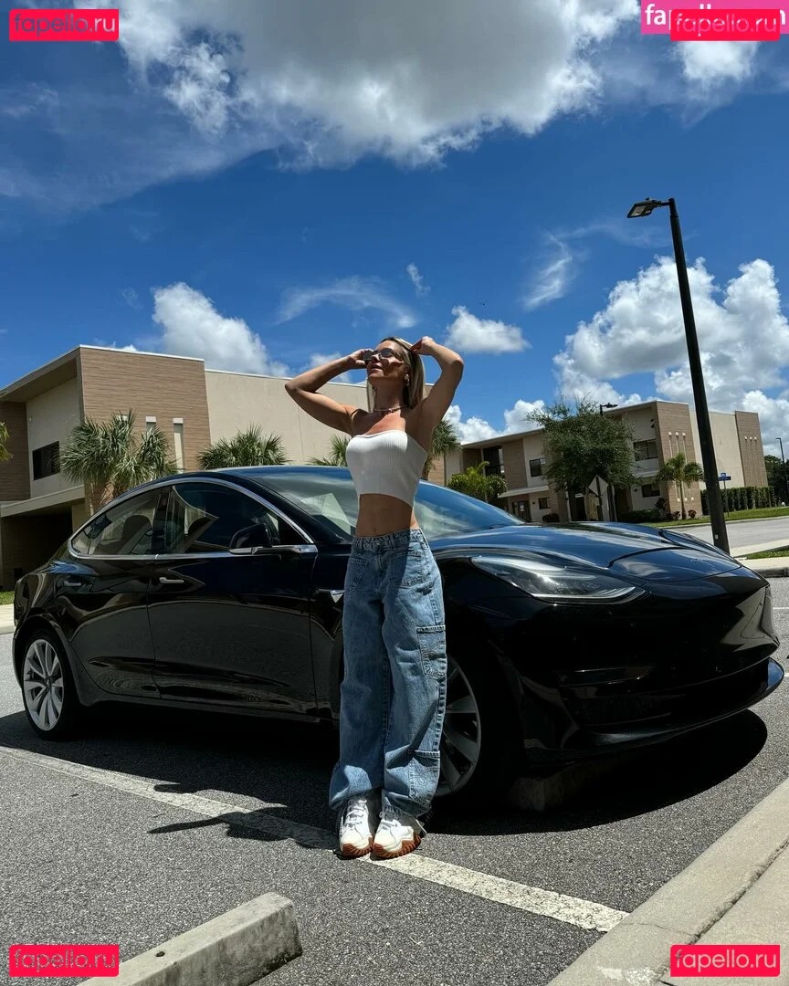 Monique Alfradique Onlyfans Photo Gallery 