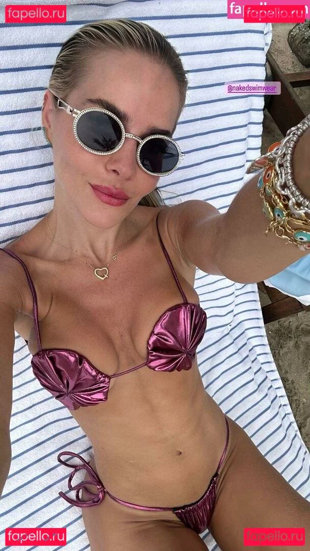 Monique Alfradique Onlyfans Photo Gallery 