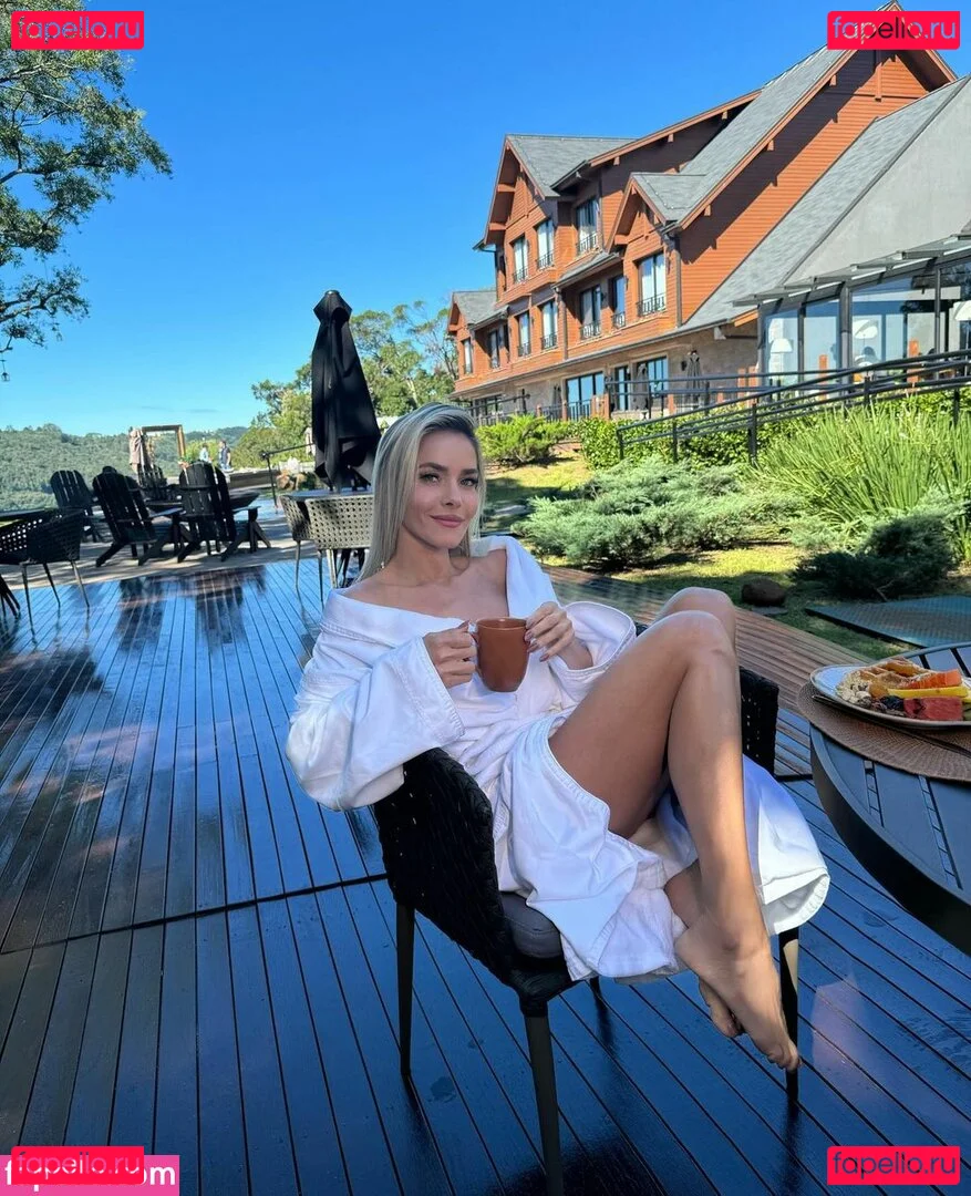 Monique Alfradique Onlyfans Photo Gallery 