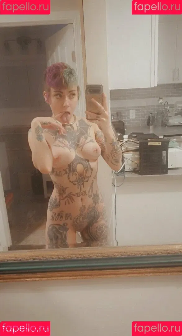 littlespittle Onlyfans Photo Gallery 