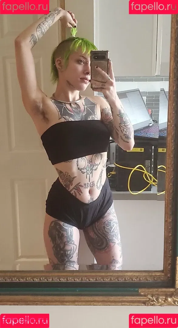 littlespittle Onlyfans Photo Gallery 