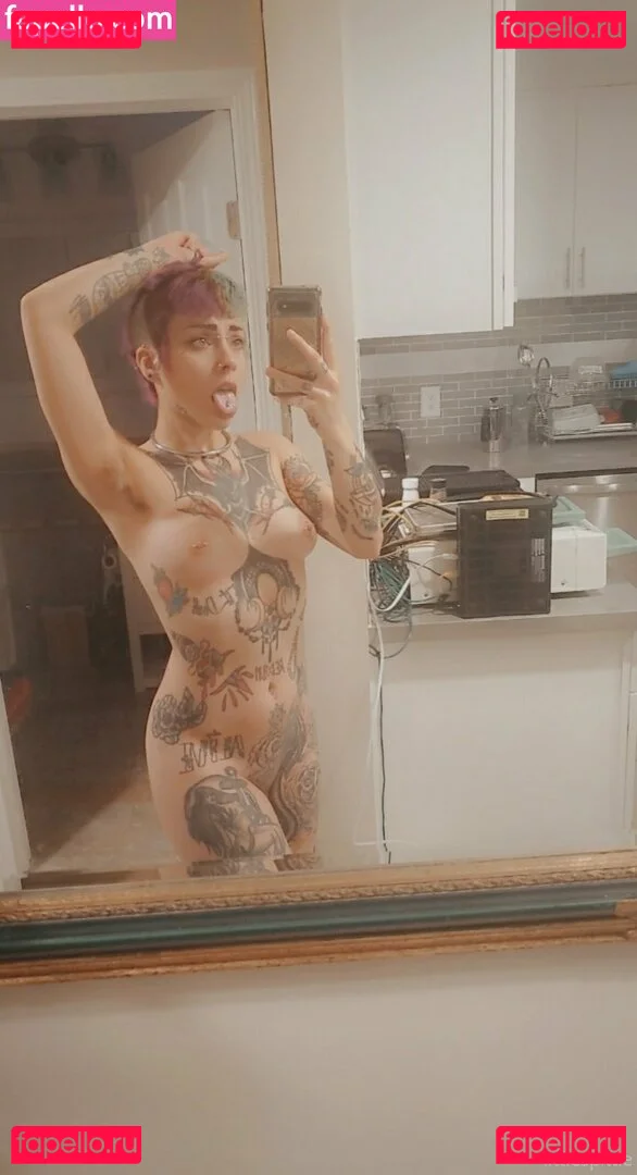 littlespittle Onlyfans Photo Gallery 