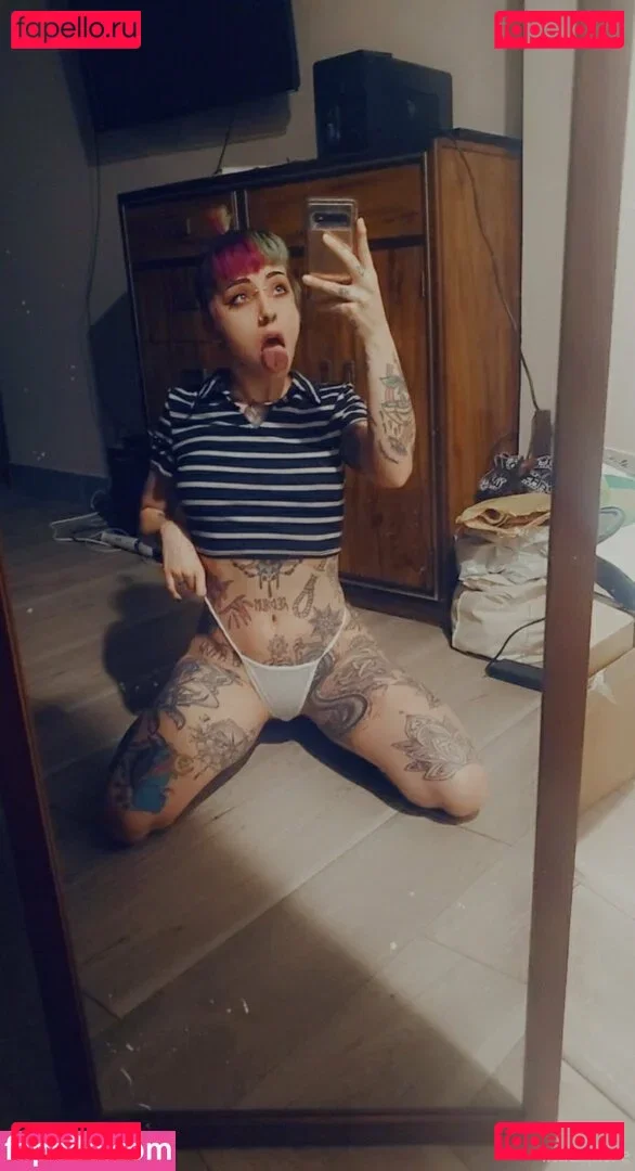 littlespittle Onlyfans Photo Gallery 