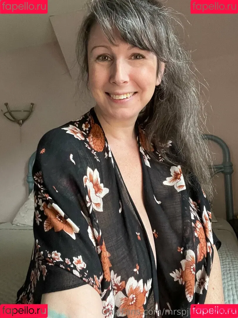 mrspjhaverstock Onlyfans Photo Gallery 