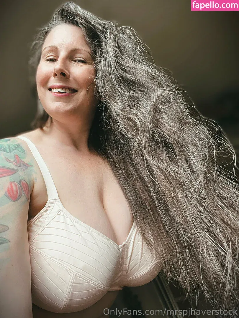 mrspjhaverstock Onlyfans Photo Gallery 