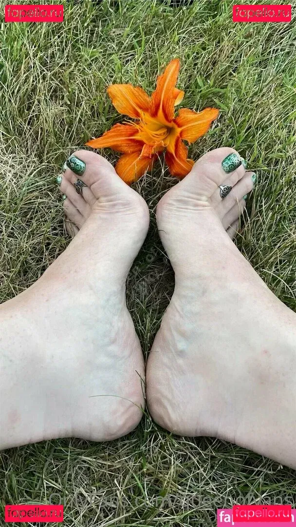 queenofvans Onlyfans Photo Gallery 