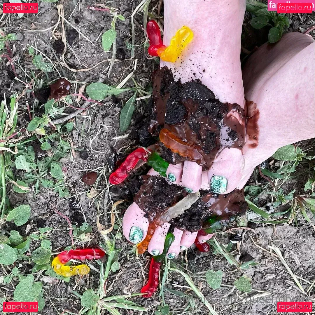 queenofvans Onlyfans Photo Gallery 