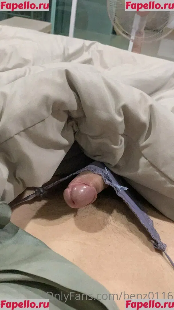 Benz Sang Onlyfans Photo Gallery 