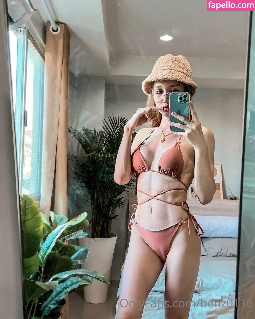 Benz Sang Onlyfans Photo Gallery 