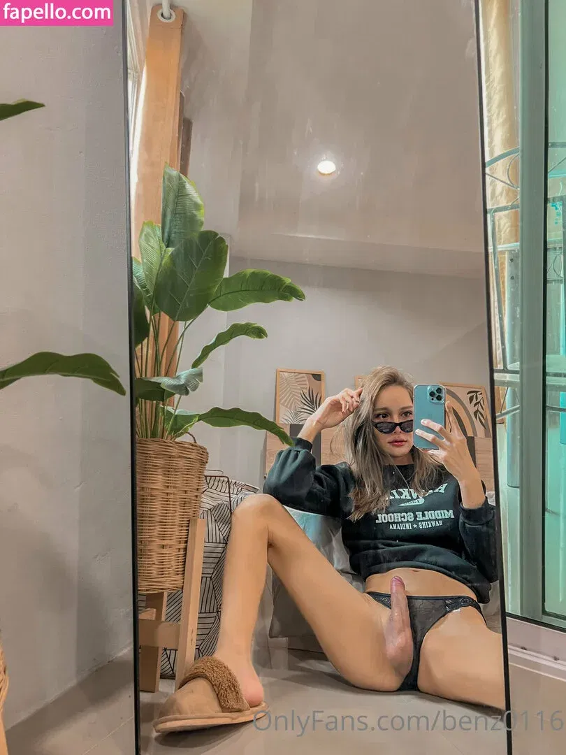 Benz Sang Onlyfans Photo Gallery 