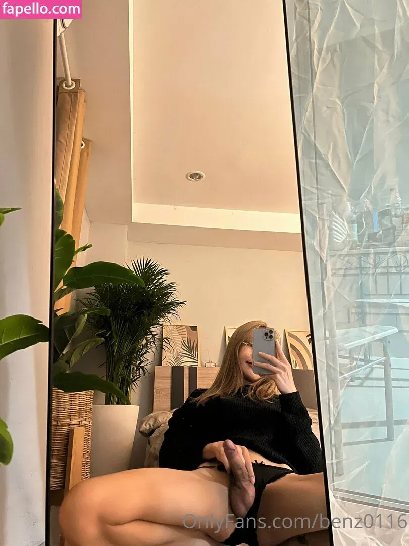 Benz Sang Onlyfans Photo Gallery 