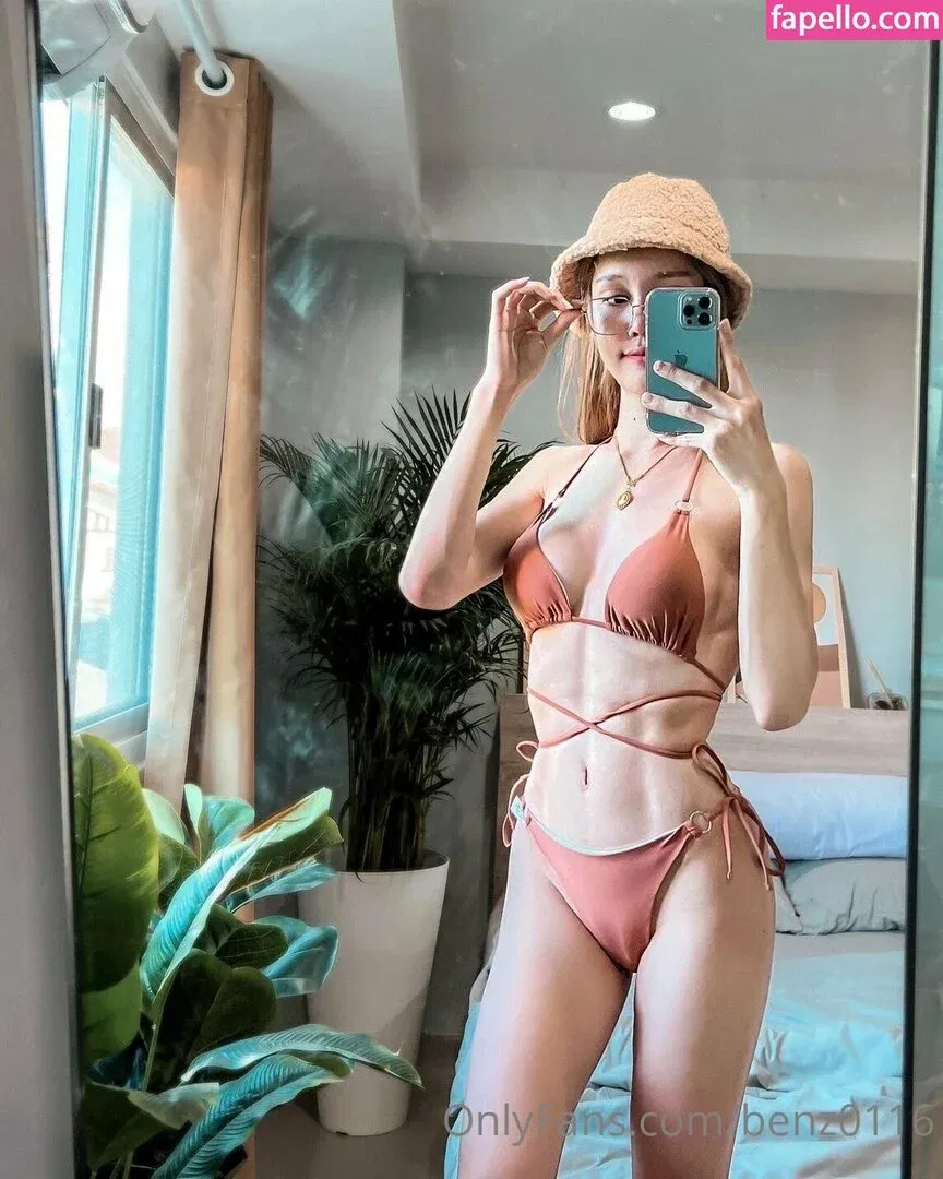 Benz Sang Onlyfans Photo Gallery 