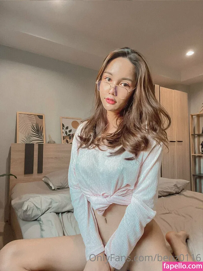 Benz Sang Onlyfans Photo Gallery 