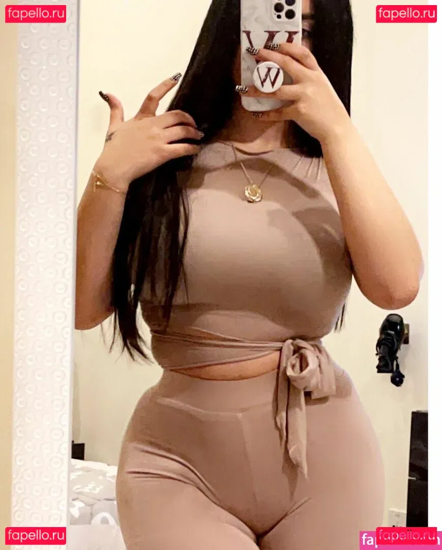 Wejdan Benarous Onlyfans Photo Gallery 