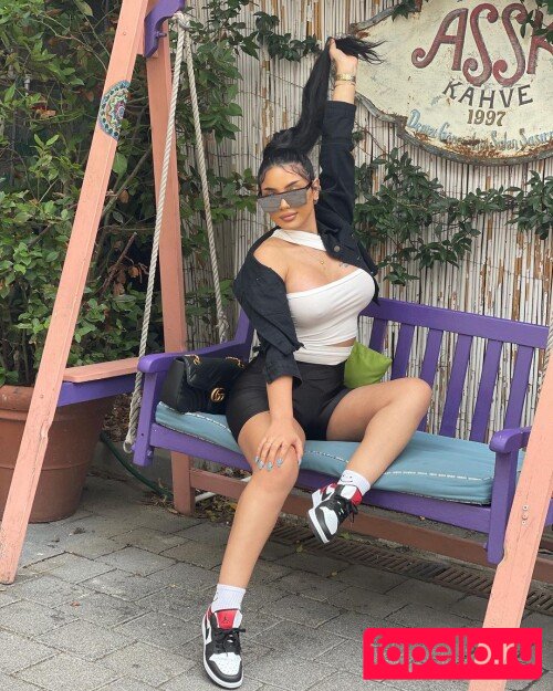 Wejdan Benarous Nude Onlyfans Photo 26