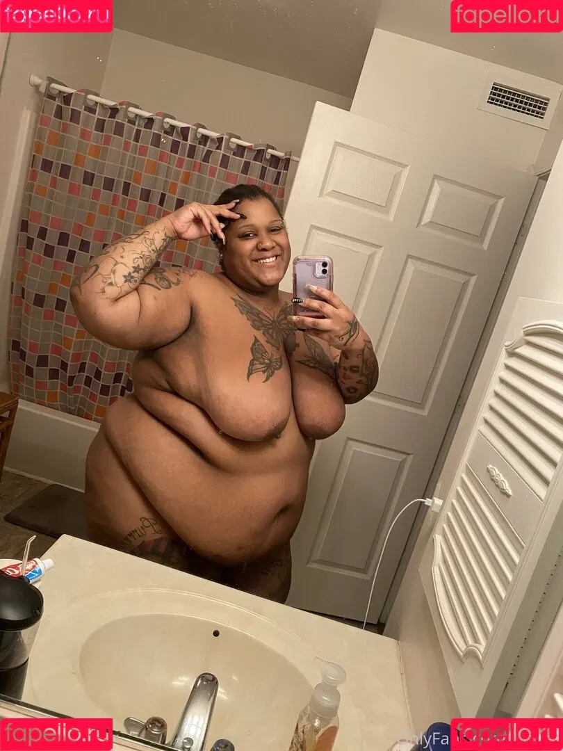 justfat Onlyfans Photo Gallery 