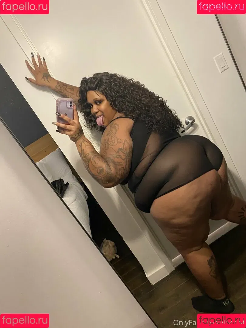 justfat Onlyfans Photo Gallery 