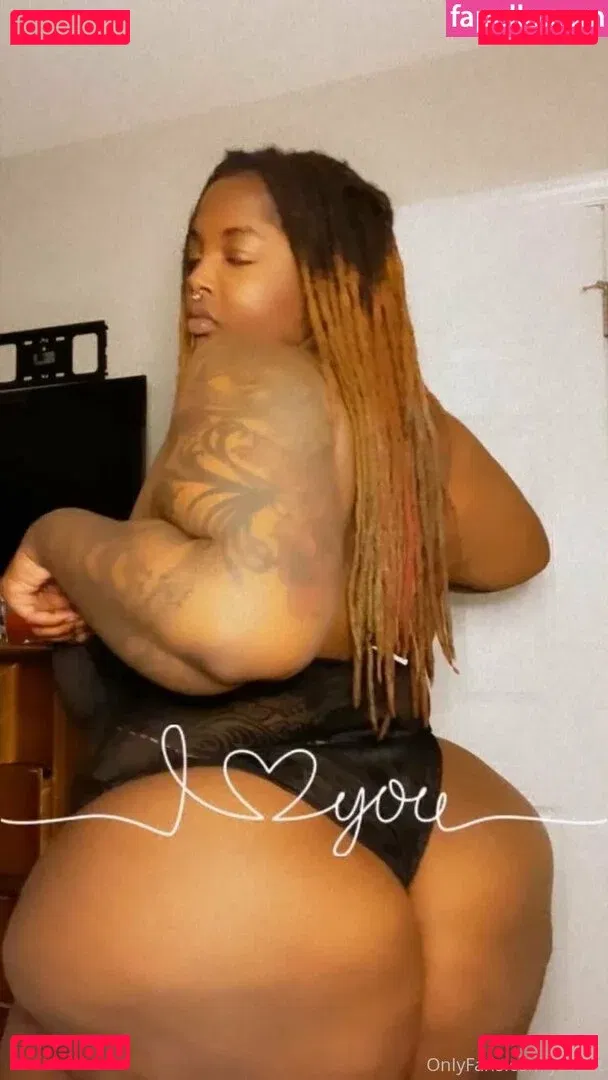 justfat Onlyfans Photo Gallery 