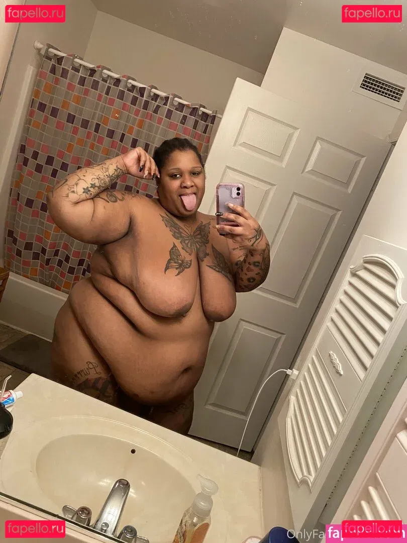 justfat Onlyfans Photo Gallery 