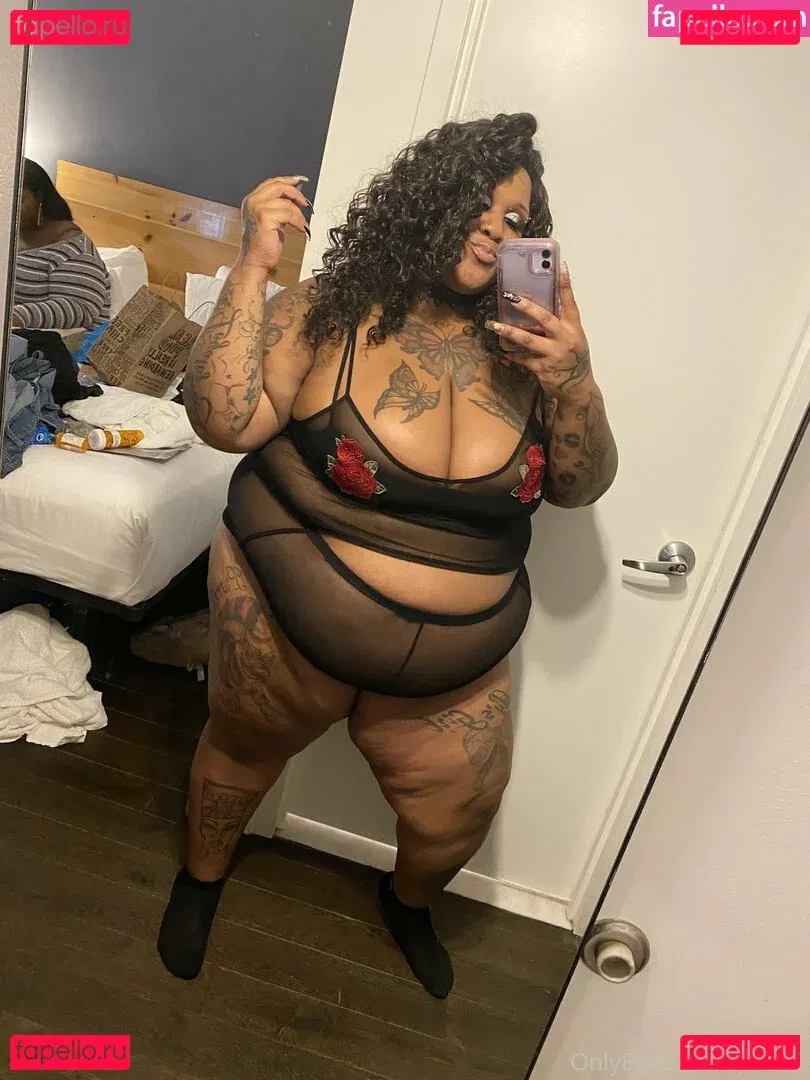 justfat Onlyfans Photo Gallery 