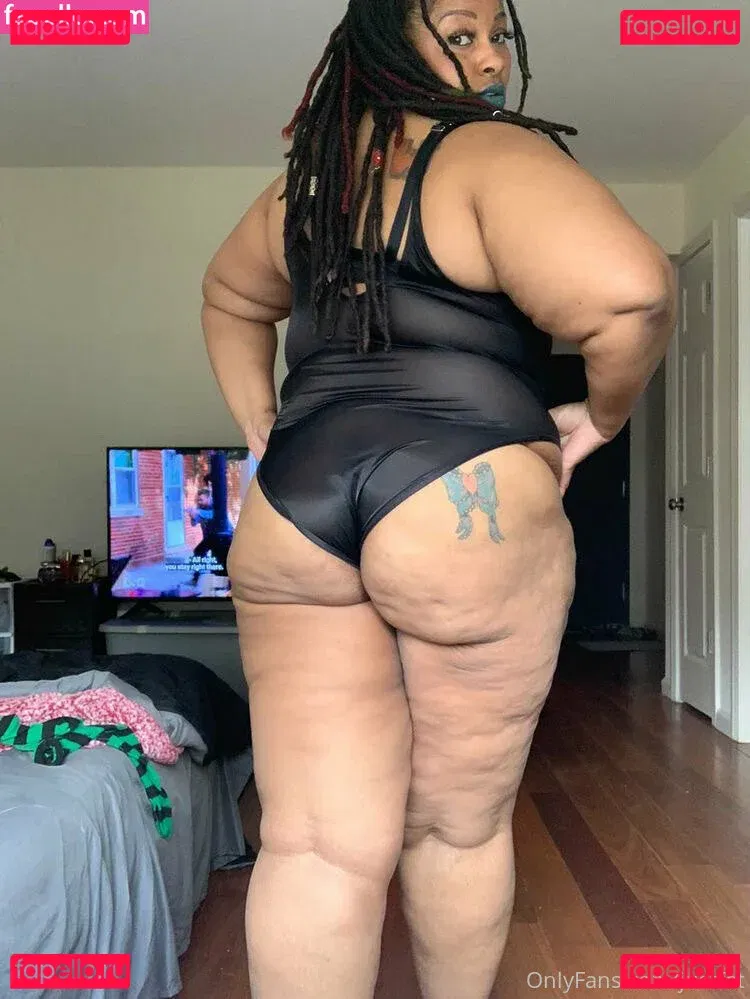 justfat Onlyfans Photo Gallery 