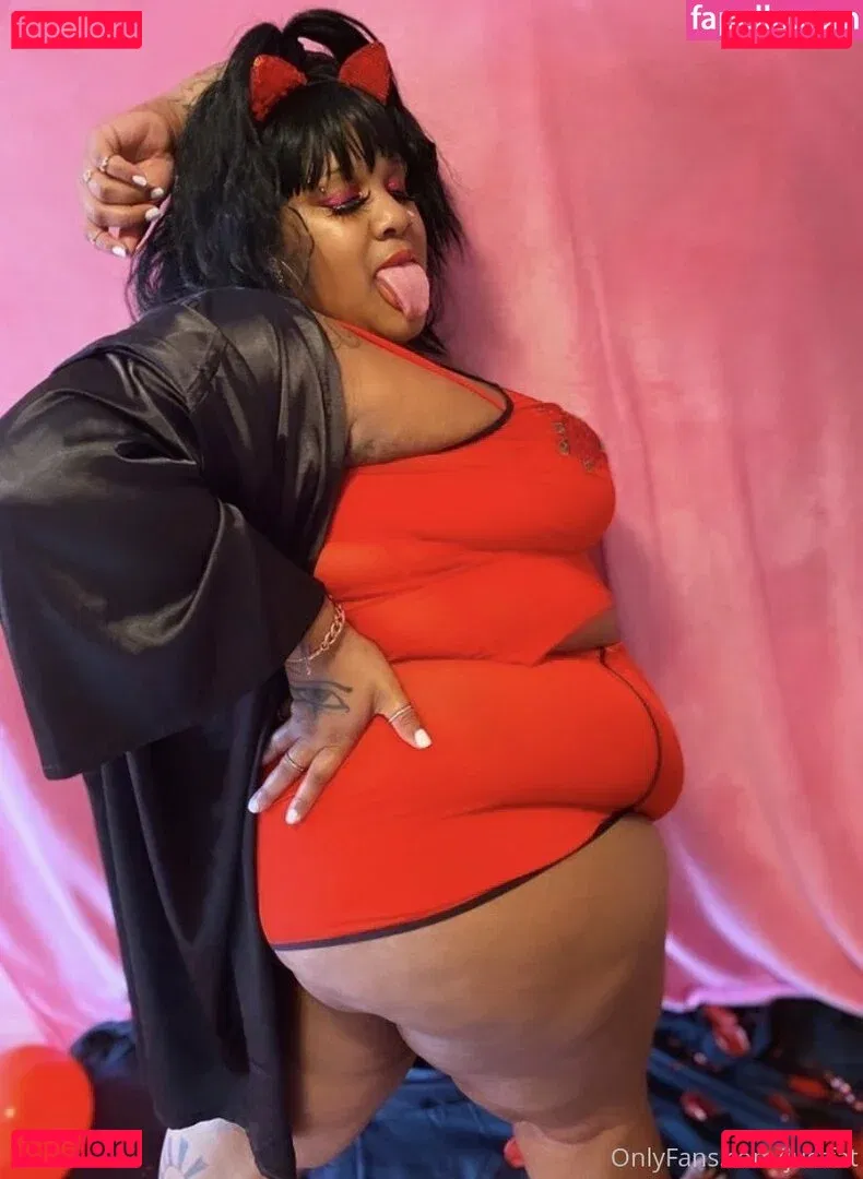 justfat Onlyfans Photo Gallery 