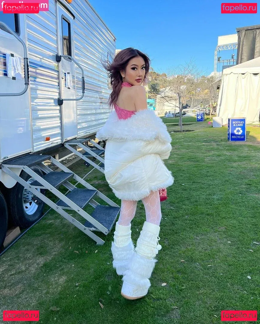 DJ Camgirl Onlyfans Photo Gallery 