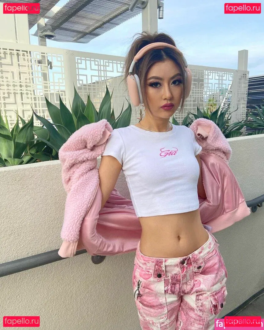 DJ Camgirl Onlyfans Photo Gallery 