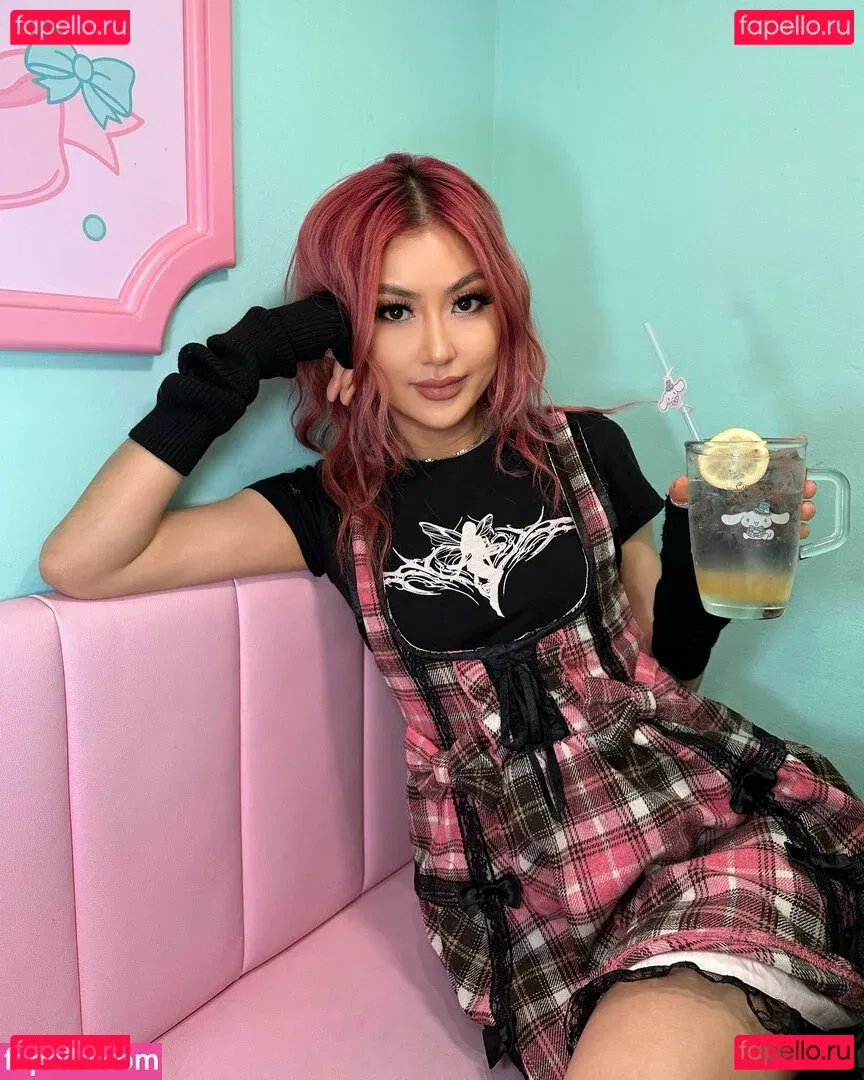 DJ Camgirl Onlyfans Photo Gallery 