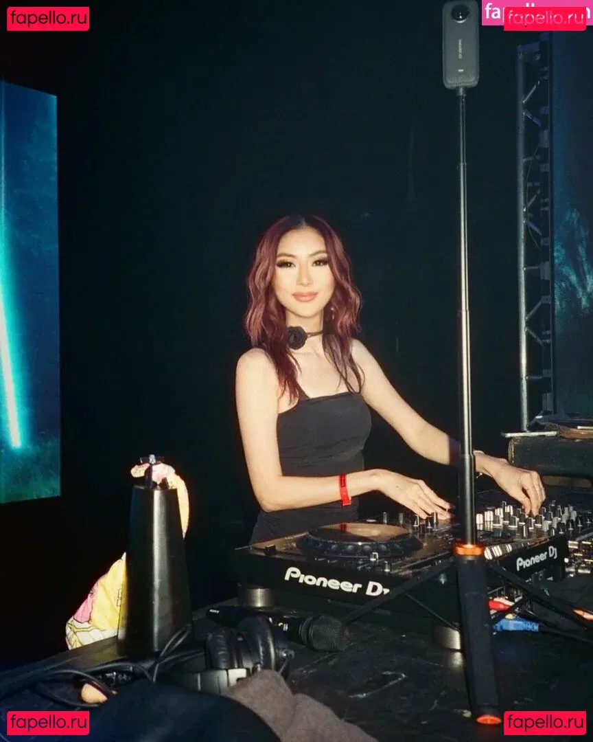 DJ Camgirl Onlyfans Photo Gallery 