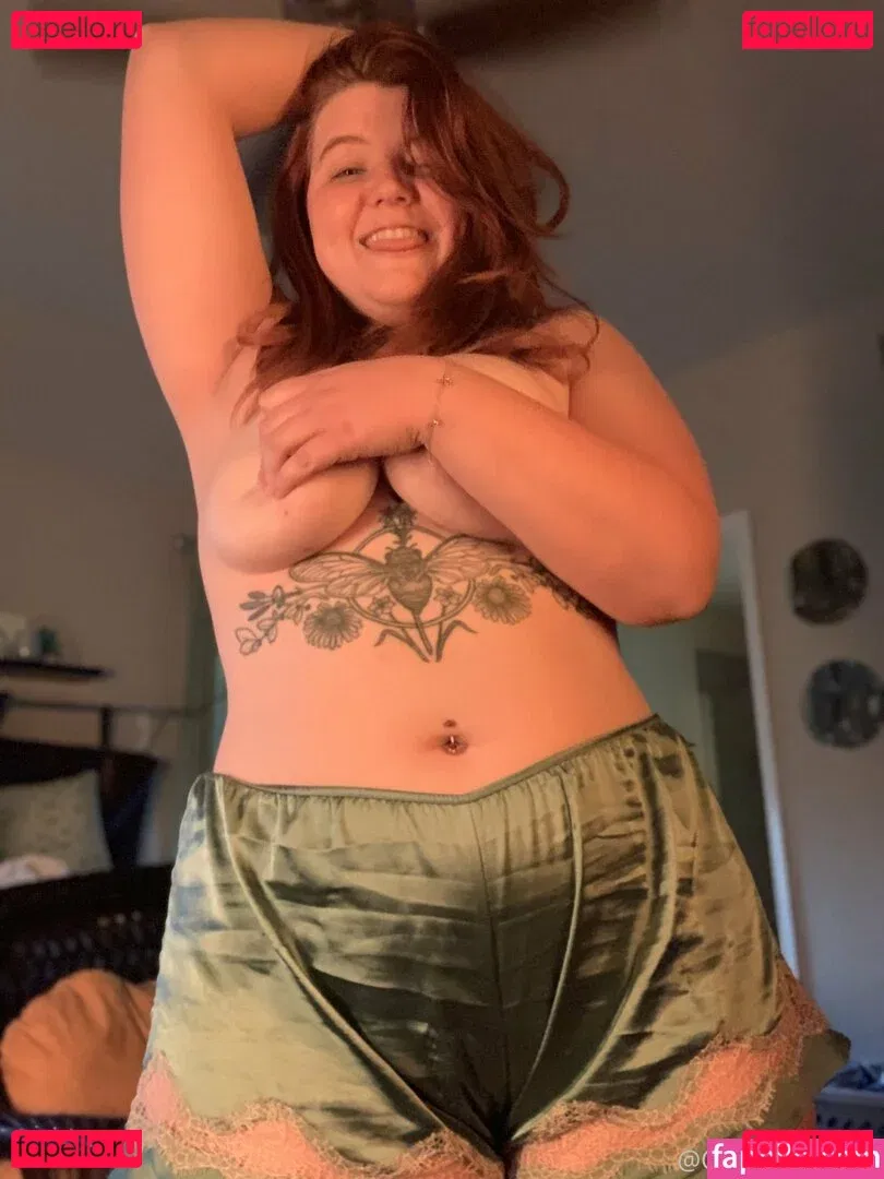 carnationkatie Onlyfans Photo Gallery 