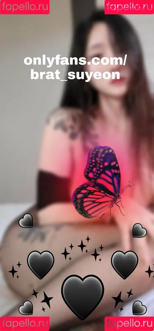 BratSuyeon Onlyfans Photo Gallery 