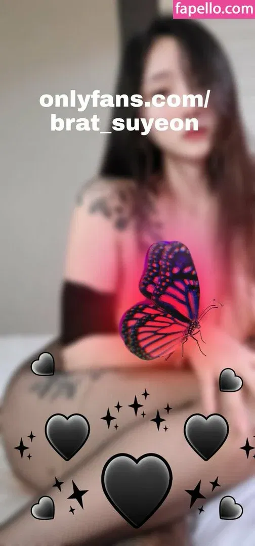 BratSuyeon Onlyfans Photo Gallery 