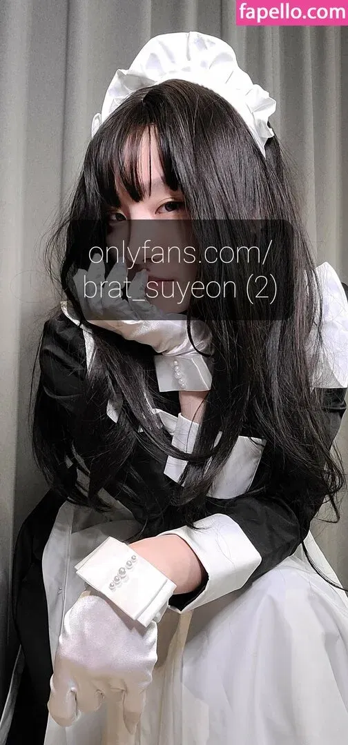 BratSuyeon Onlyfans Photo Gallery 