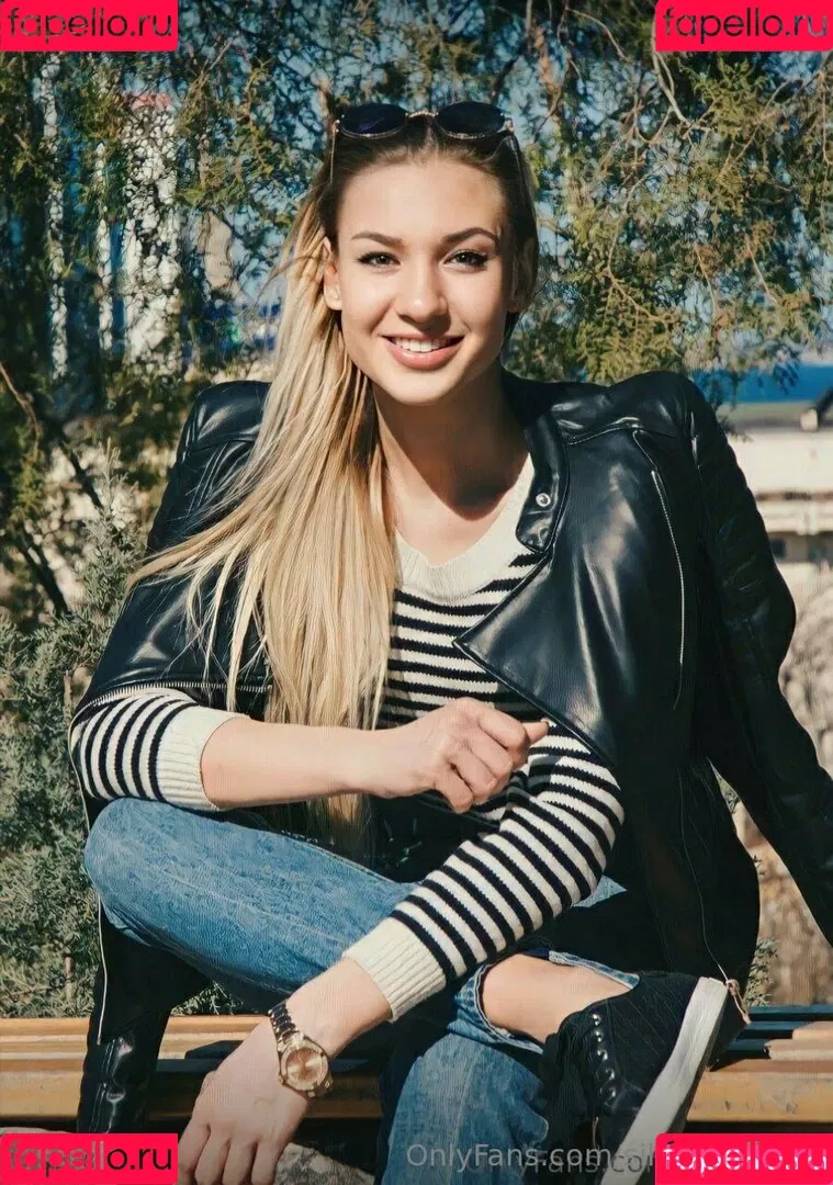 silver_gracee Onlyfans Photo Gallery 