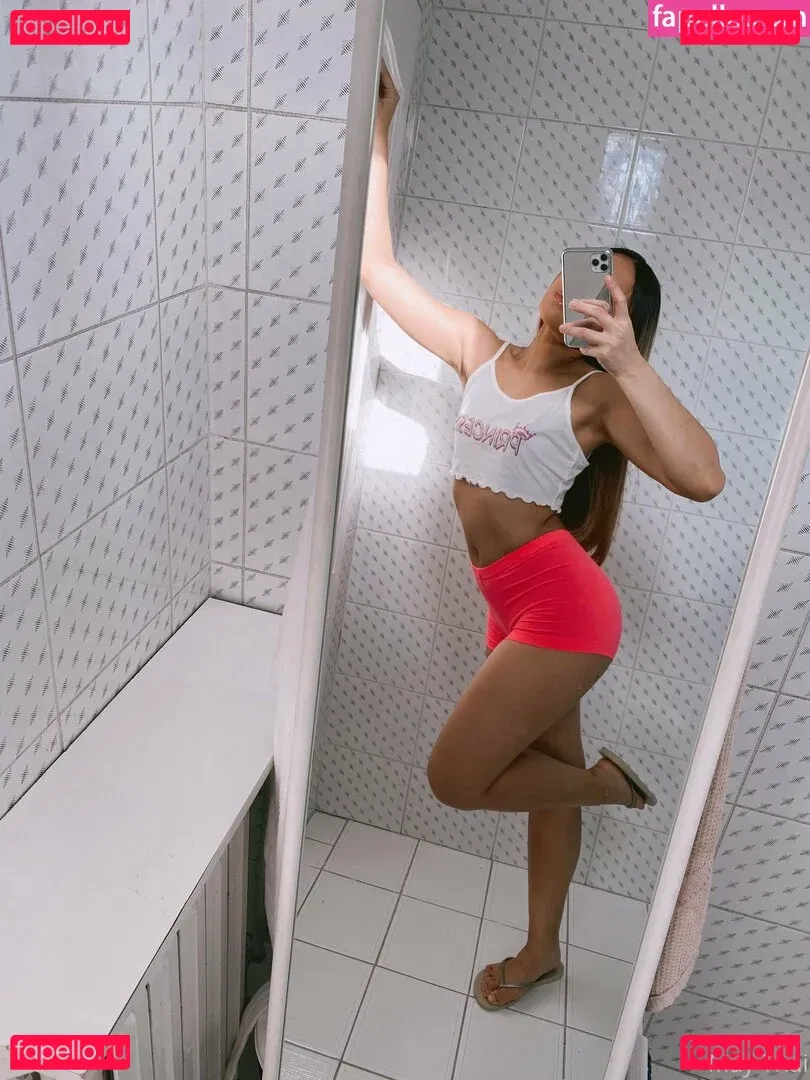 maythai Onlyfans Photo Gallery 