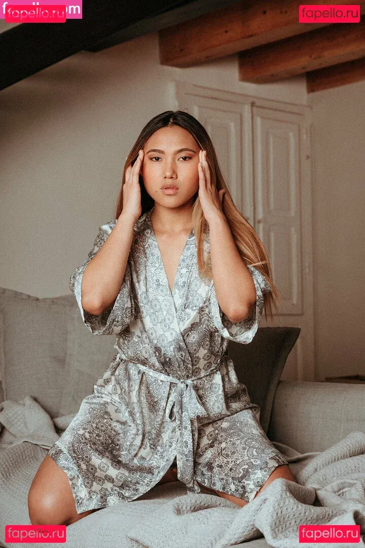 maythai Onlyfans Photo Gallery 