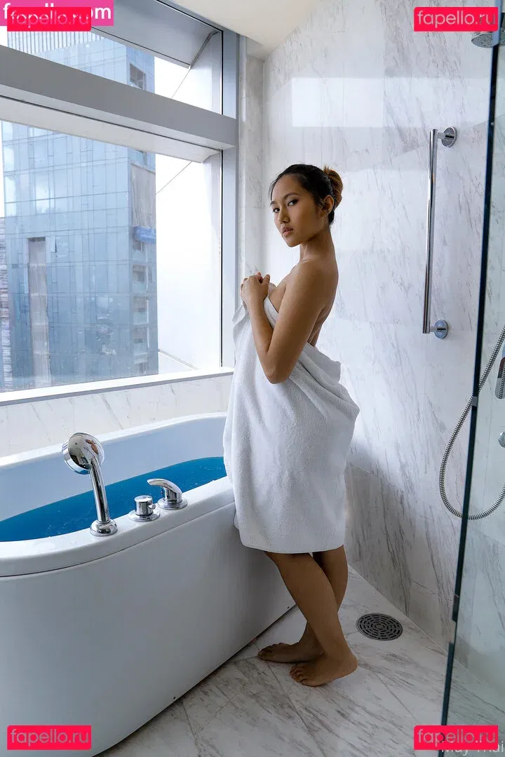 maythai Onlyfans Photo Gallery 