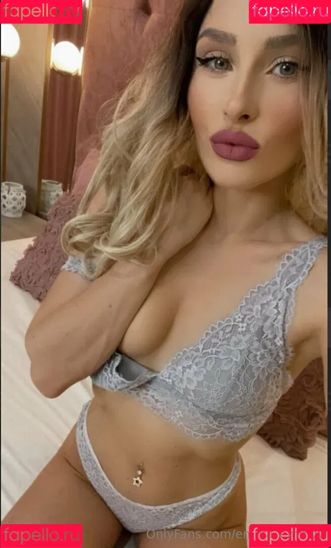 emma_emmyy Onlyfans Photo Gallery 