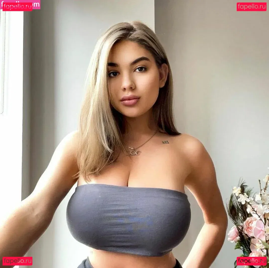 Hyunji 현지 Onlyfans Photo Gallery 